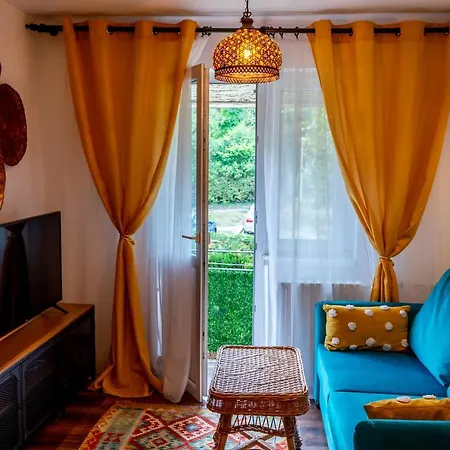 Little Boho-chic Konstanca